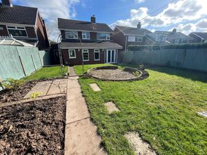 Ascot Drive Great Sutton